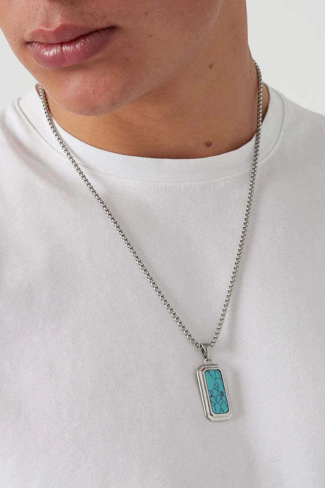 Wie reinigt man Edelstahl Schmuck? – Glanz bewahren mit einfachen Hausmitteln