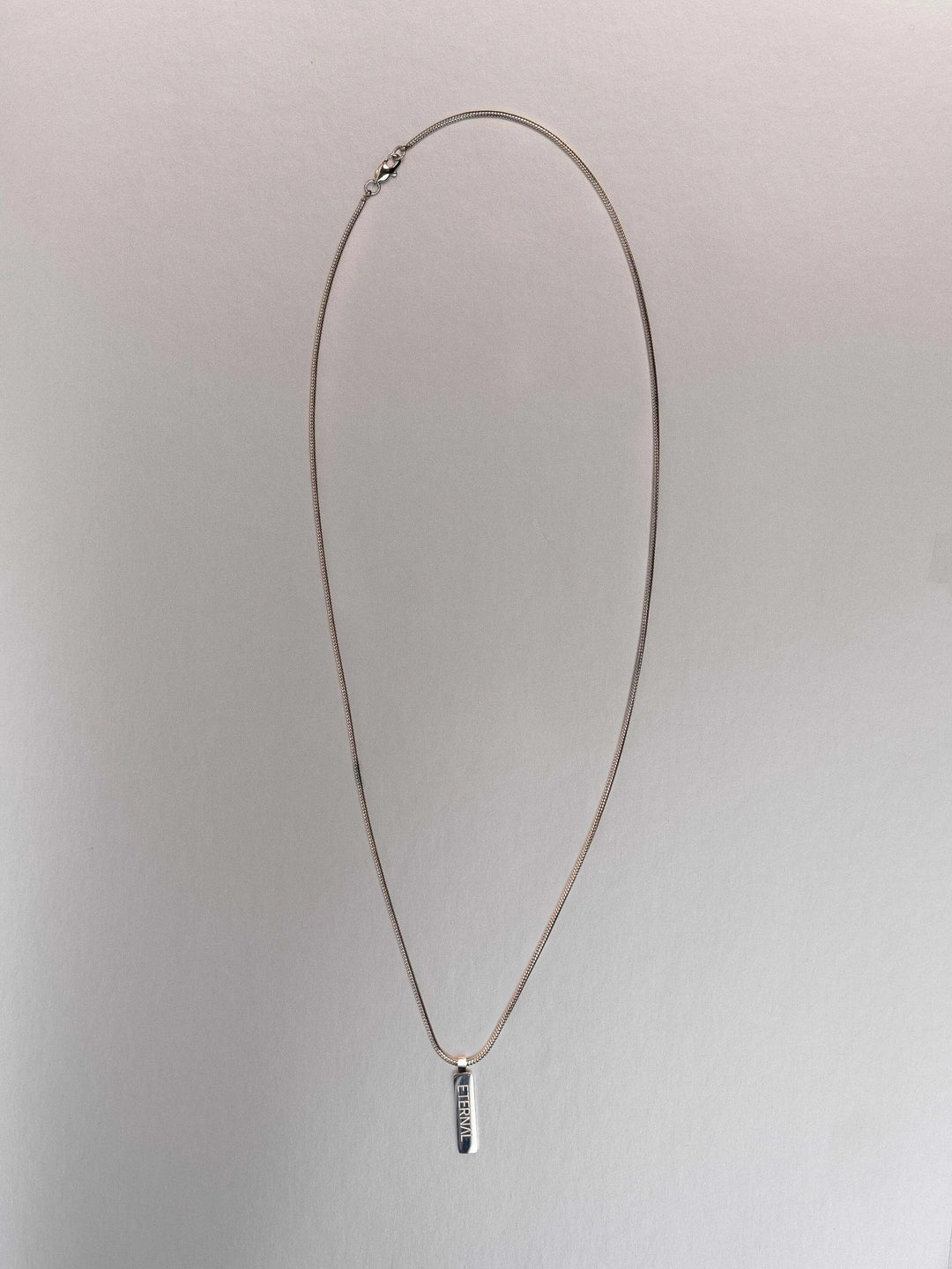Wie kriegt man Rost von Schmuck weg? Hausmittel & Expertentipps