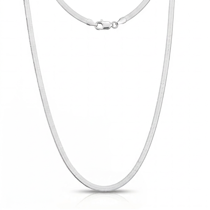 Herringbone Chain Kette 316L Edelstahl von ETERNAL – Freisteller auf weißem Hintergrund mit Karabinerverschluss